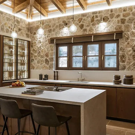 Hermea Grand Mountain & , Worldwide Interior Design Award Winner Villa Feneos