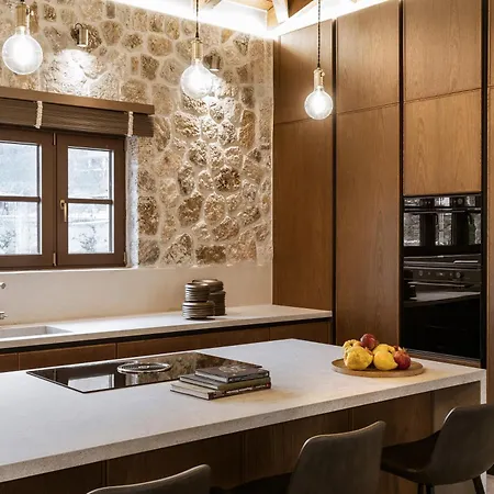 Hermea Grand Mountain & Villa *