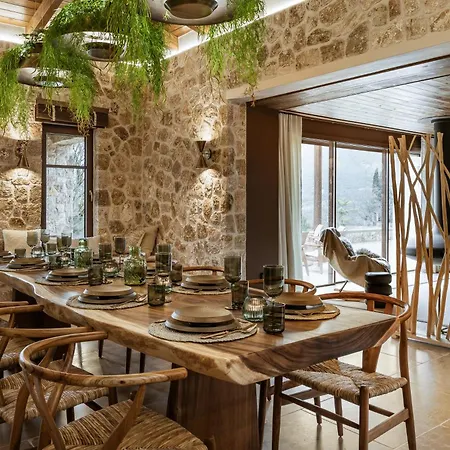 Villa Hermea Grand Mountain & Feneos