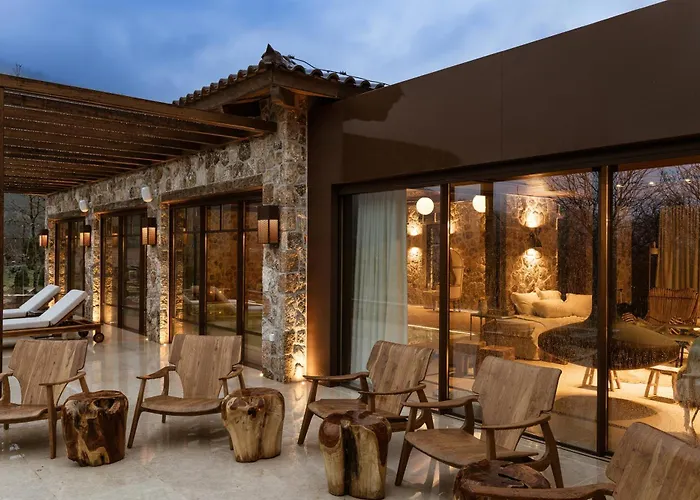 Hermea Grand Mountain & , Worldwide Interior Design Award Winner * Feneos